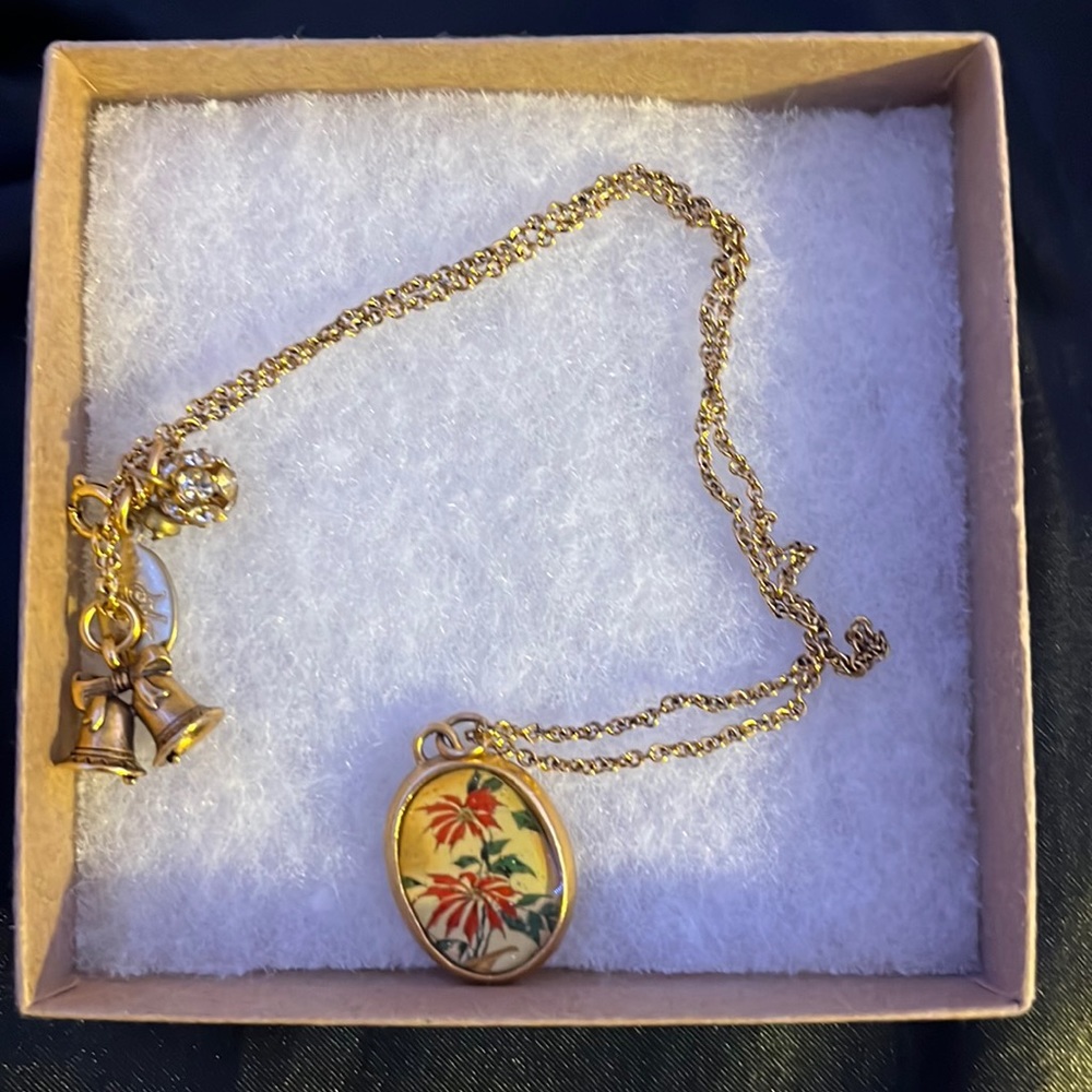 Hallmark John Wind Maximal Art Necklace